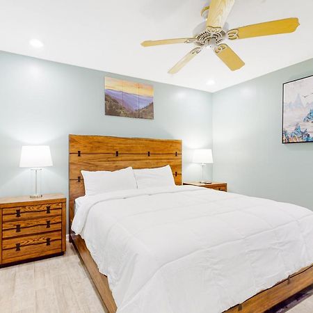 Smoky Mountain Castle Caretaker'S Apartment Sevierville Luaran gambar