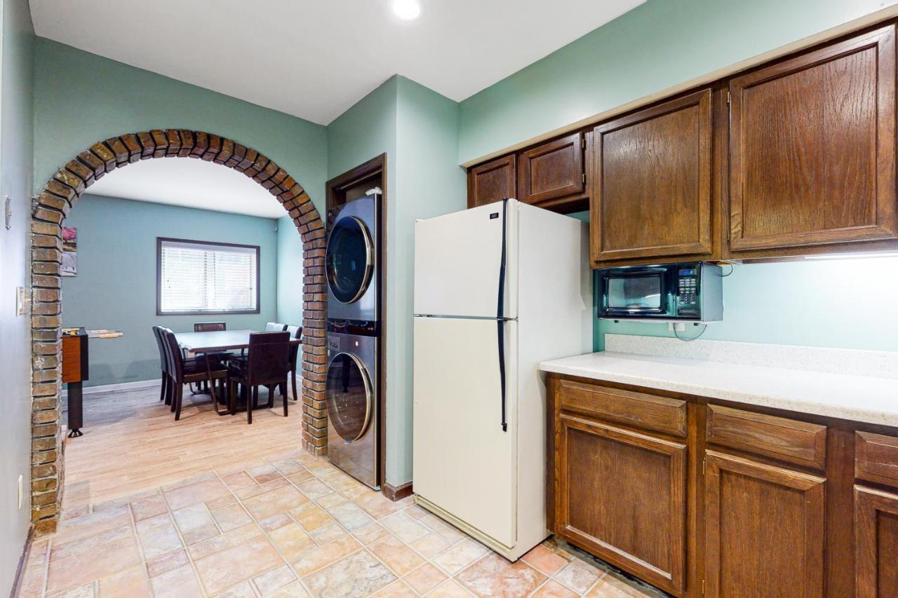 Smoky Mountain Castle Caretaker'S Apartment Sevierville Luaran gambar